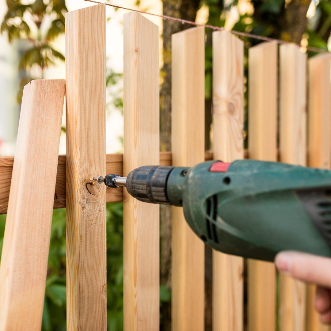 Fencing repair by the Best Fence Company
