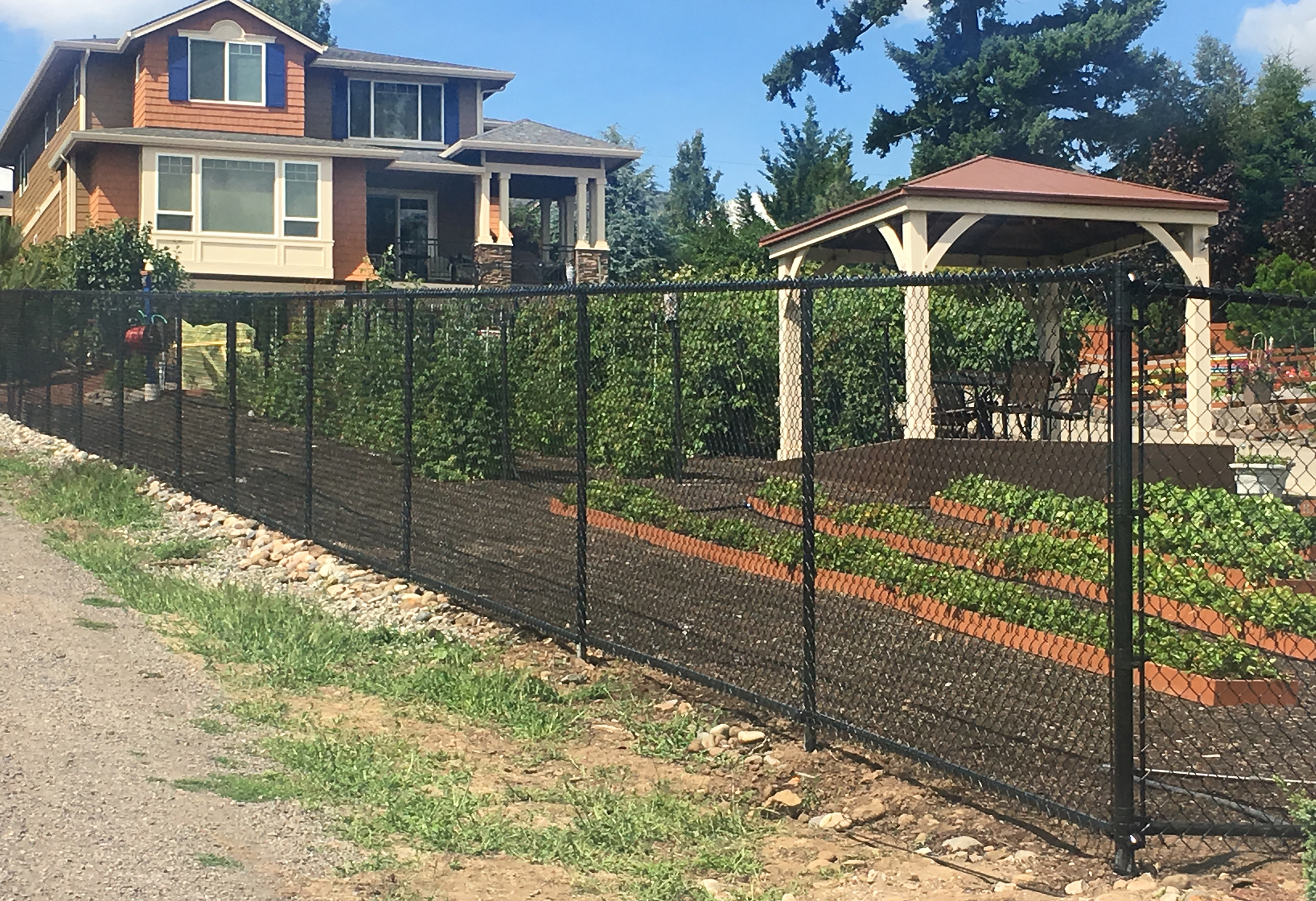The Best Fence Company Chain Link Garden Fence